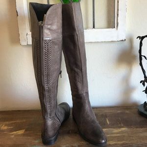 VINCE CAMUTO BOOT OTK DISTRESSED DEEP TAUPE SZ 8.5